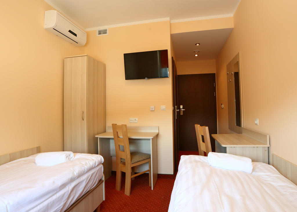 Hostel Zywiec Ngoại thất bức ảnh